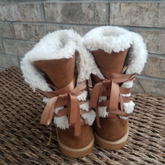 Rampage MEG Brown Winter Boots Faux Fur Lining Faux Suede (Womens 5.5)(BigKid 4) - Picture 2 of 9